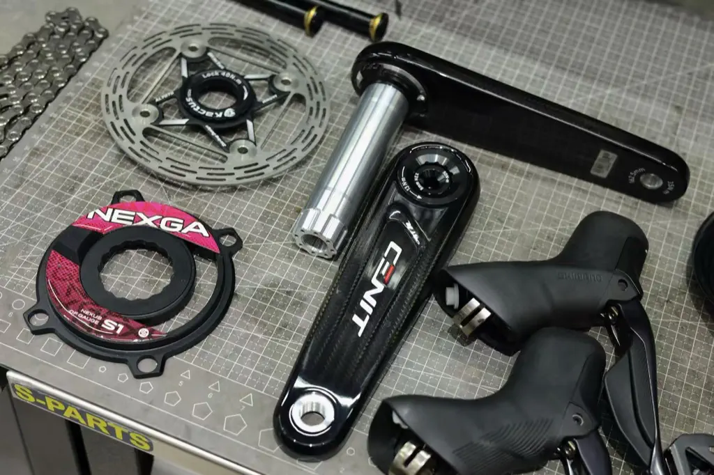 NEXGA S1 rider photo 8